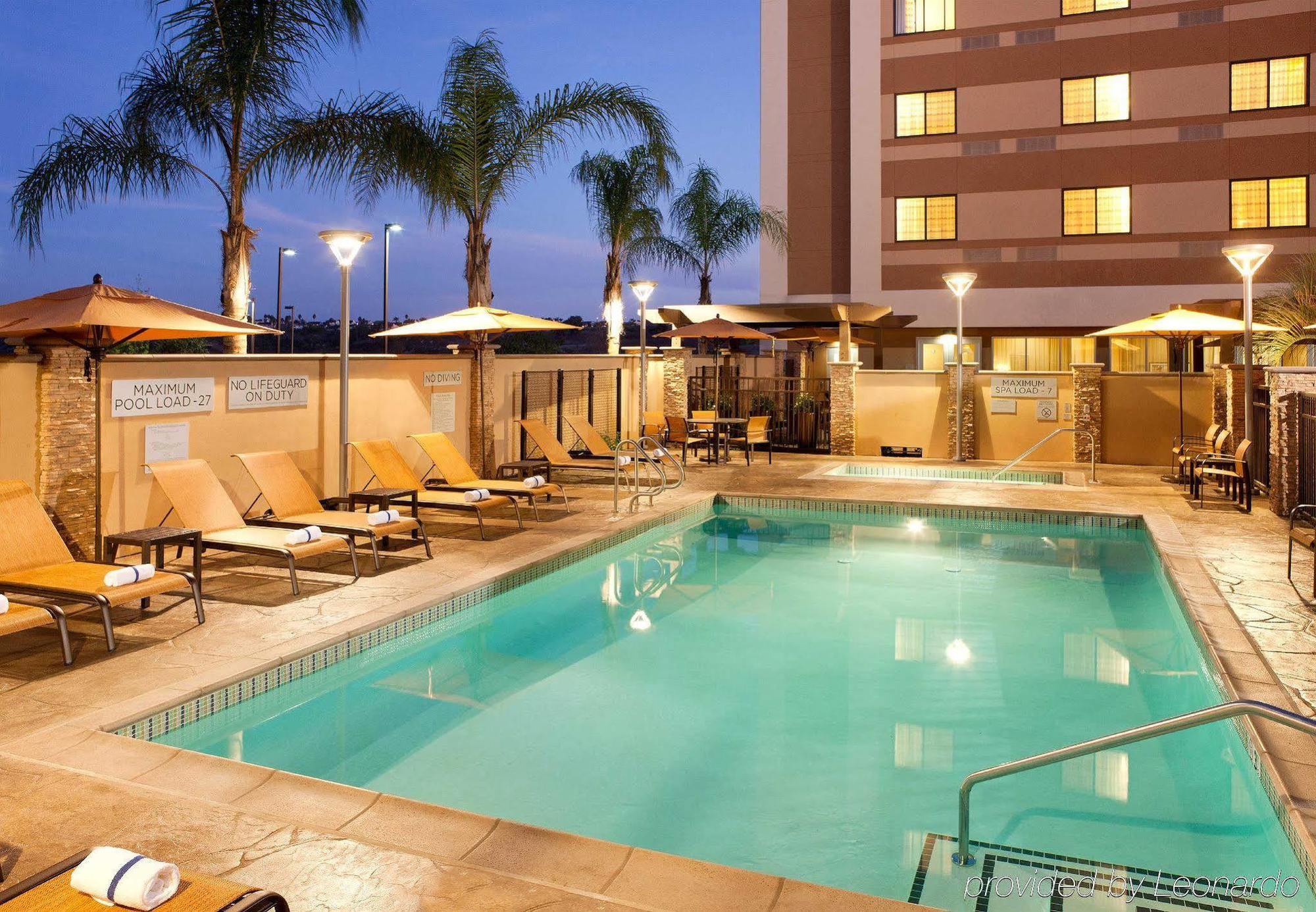 Courtyard By Marriott San Diego Oceanside Hotel Facilities photo